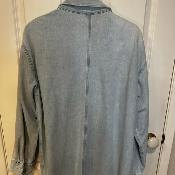 Zara Light Blue Denim shirt distress - Picture 4 of 5